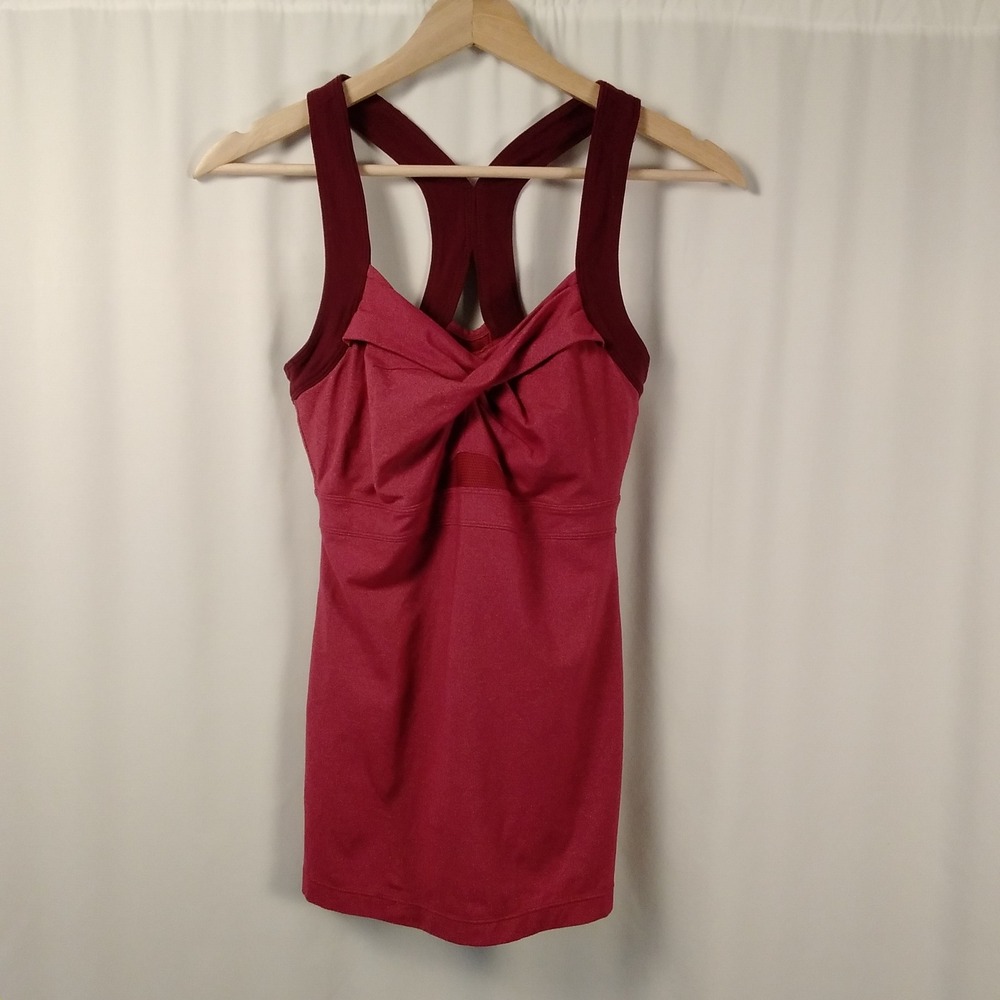 Athleta Jaya Twist Front Racerback Tank Top Womens S Purple Shelf Bra Keyhole